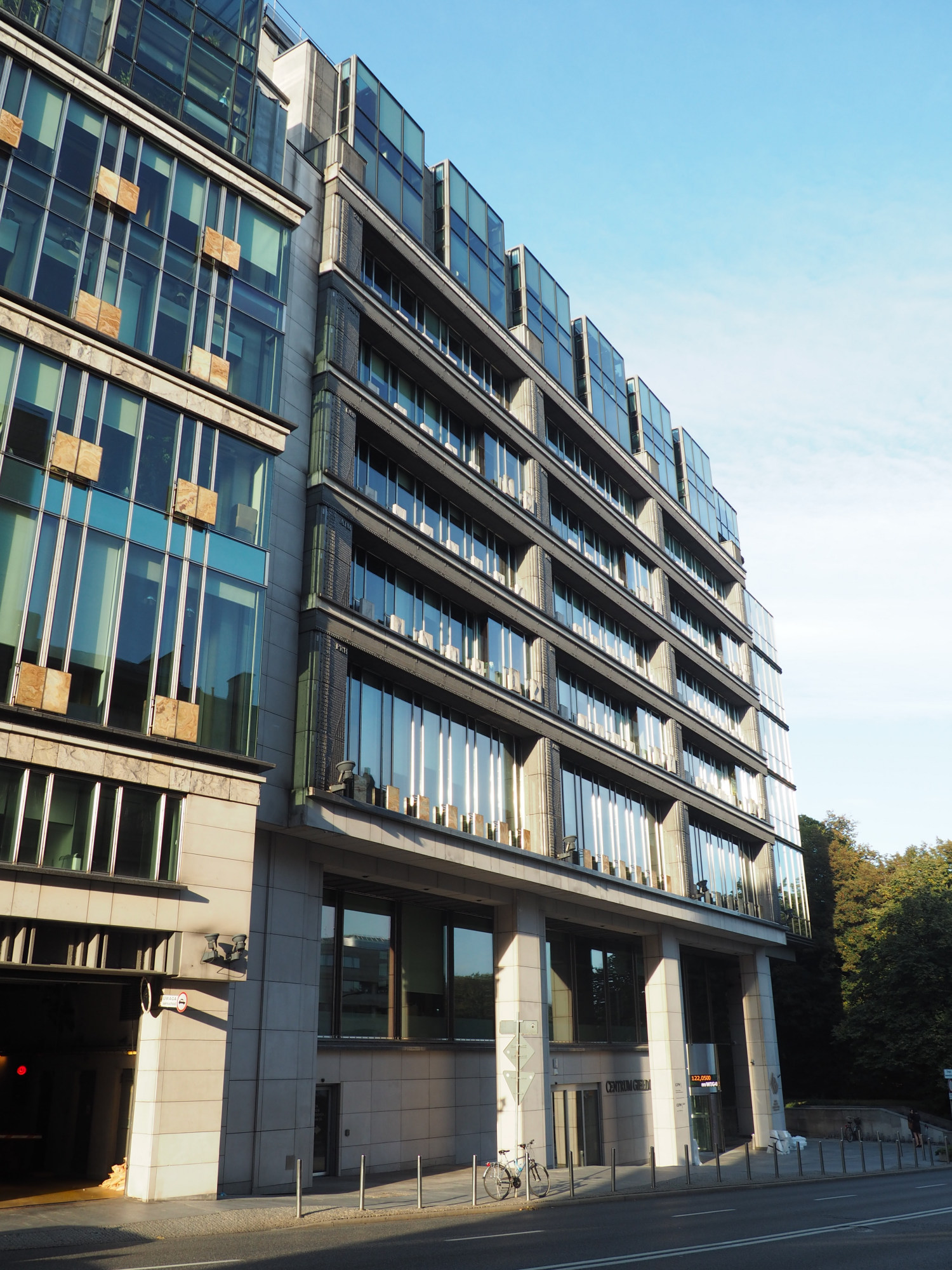 Zdjęcie architektury budynku Centrum Giełdowe